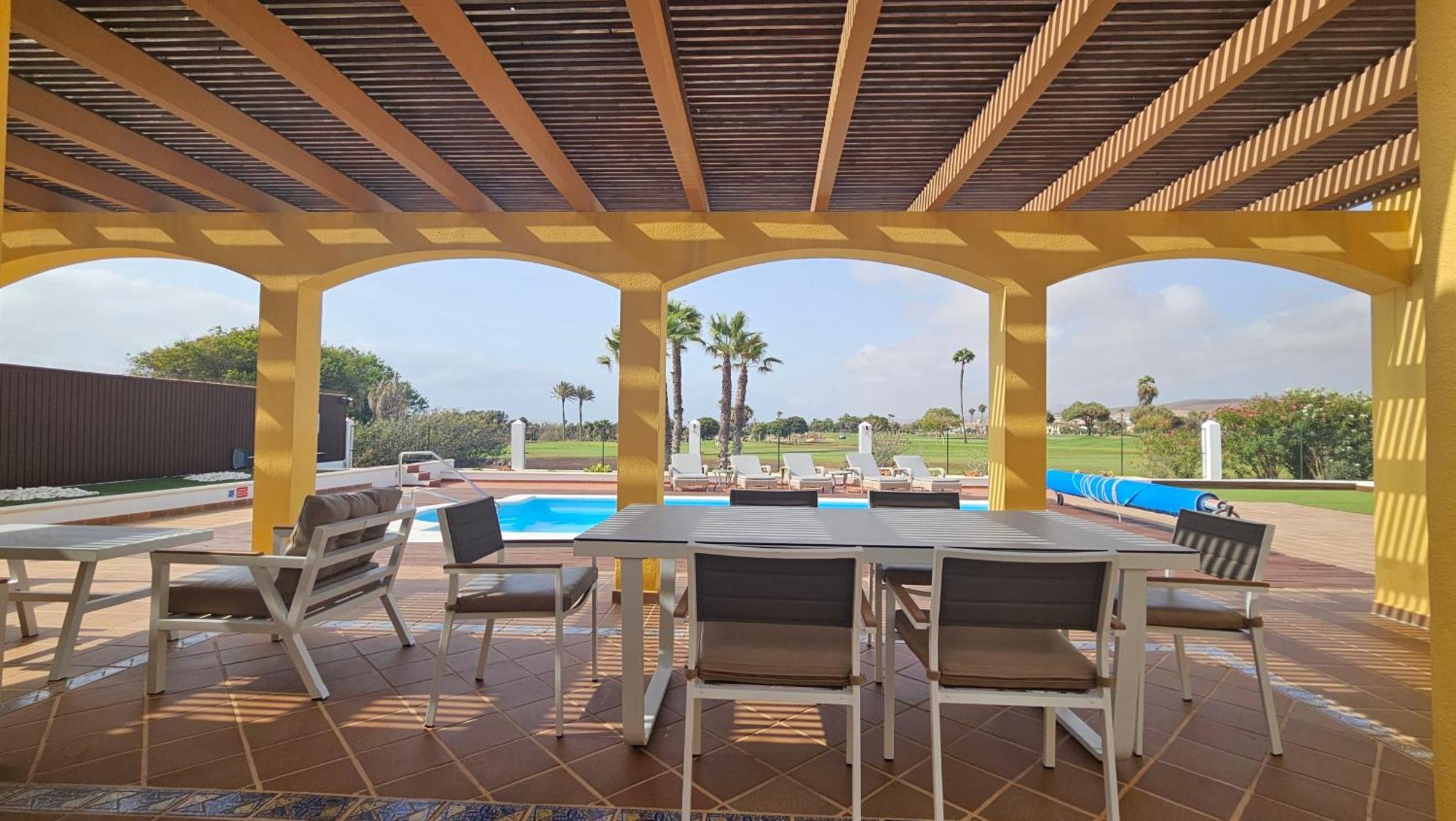 Villa Bonita On Golf In El Descanso ,Caleta Fuste-Fuerteventura كاليتا ذي فوستي المظهر الخارجي الصورة