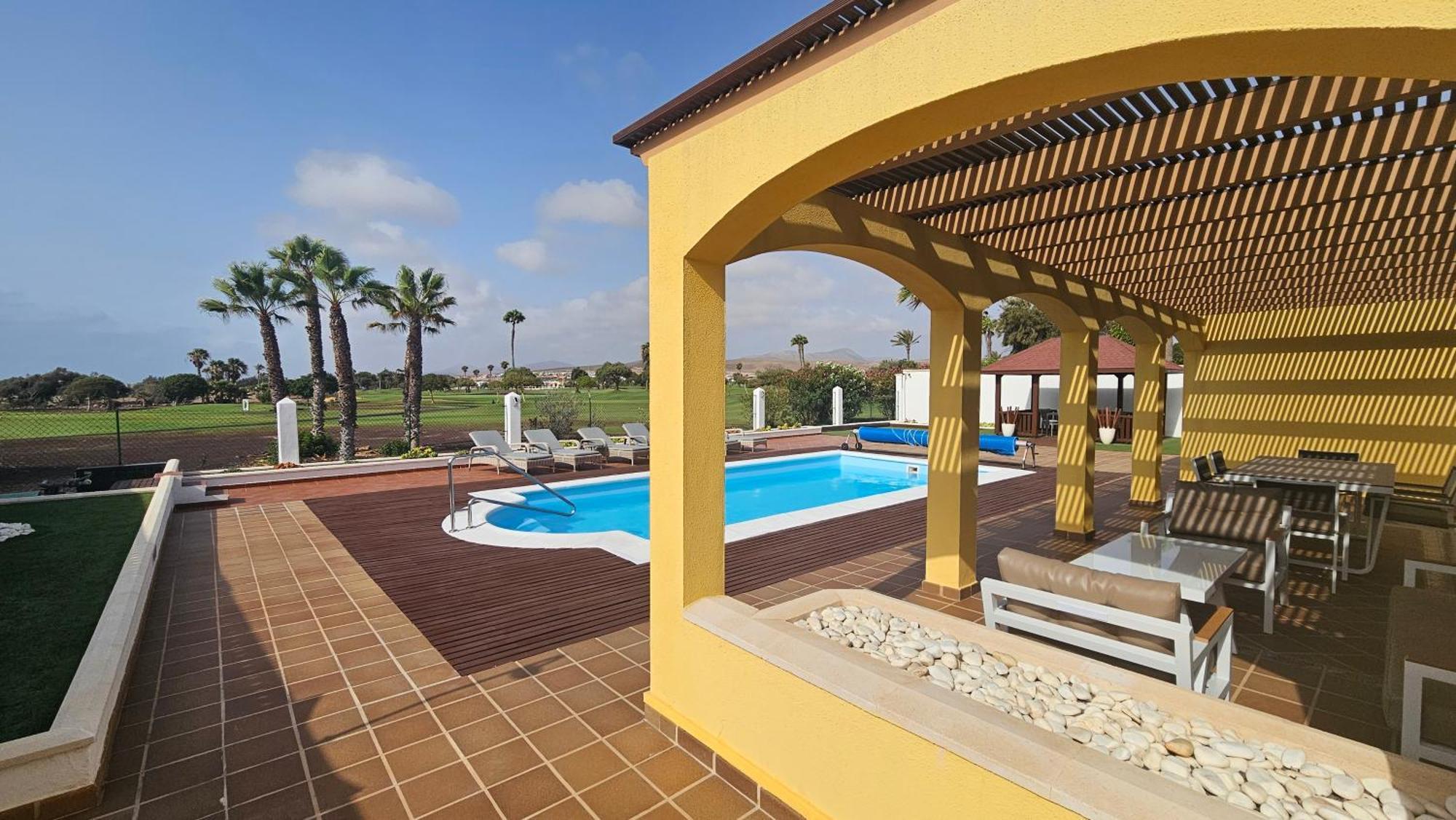 Villa Bonita On Golf In El Descanso ,Caleta Fuste-Fuerteventura كاليتا ذي فوستي المظهر الخارجي الصورة