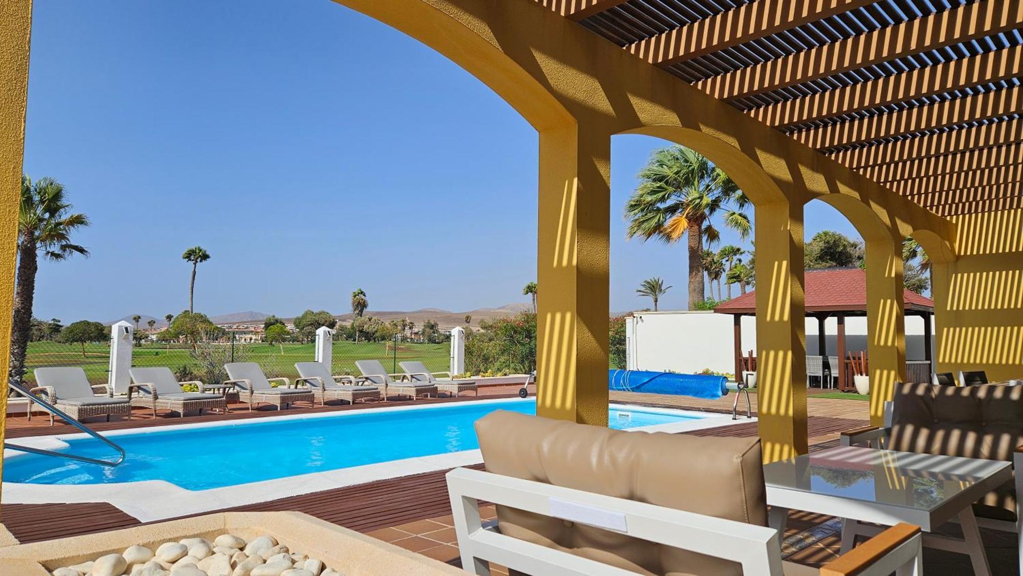 Villa Bonita On Golf In El Descanso ,Caleta Fuste-Fuerteventura كاليتا ذي فوستي المظهر الخارجي الصورة