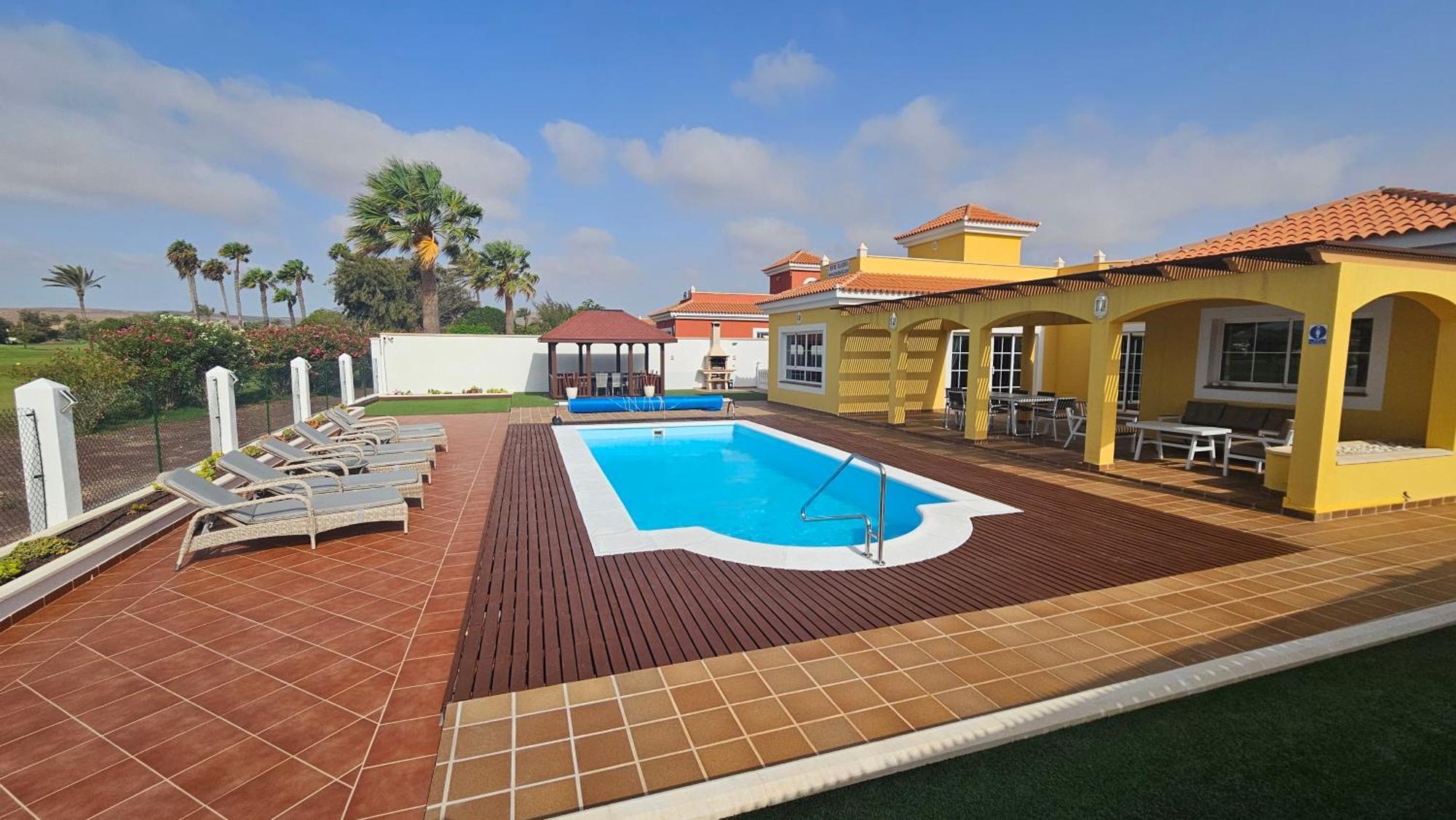 Villa Bonita On Golf In El Descanso ,Caleta Fuste-Fuerteventura كاليتا ذي فوستي المظهر الخارجي الصورة